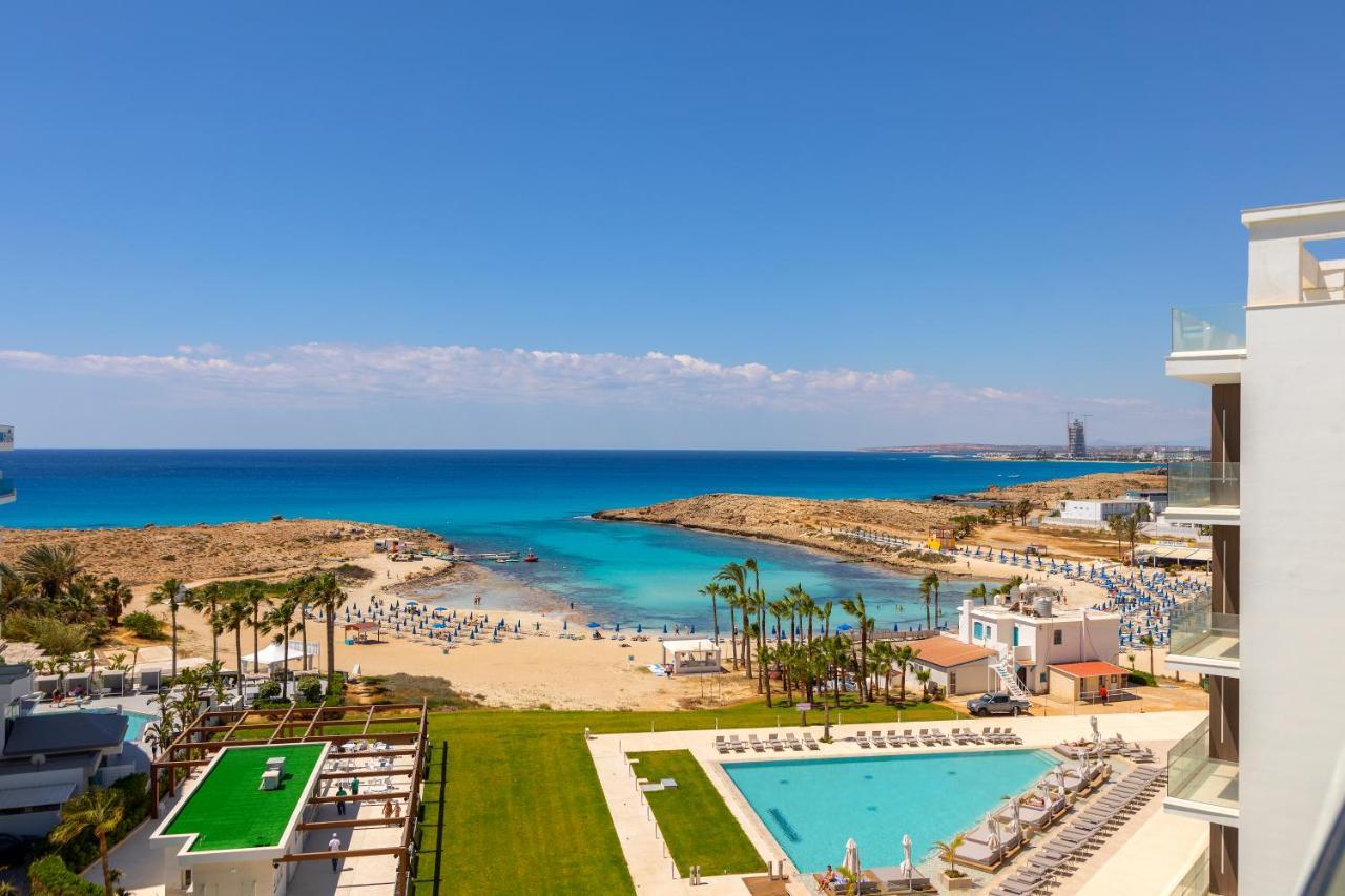 Chrysomare Beach Hotel & Resort Ayia Napa Esterno foto A view of the bay