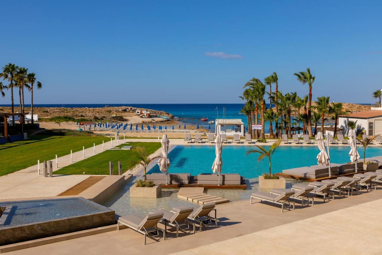 Chrysomare Beach Hotel & Resort Ayia Napa Esterno foto Pool at the Nissi Beach Hotel
