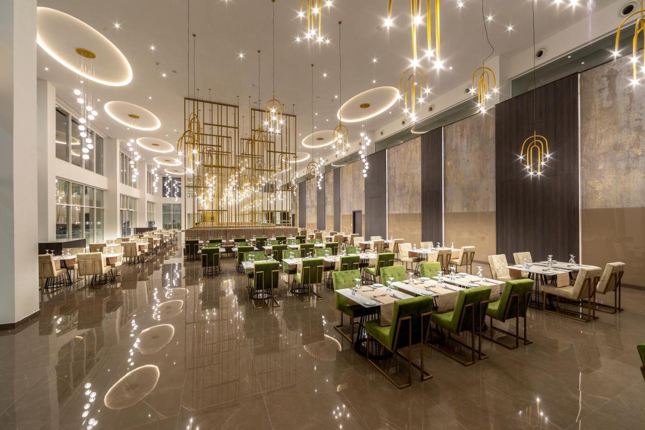 Chrysomare Beach Hotel & Resort Ayia Napa Esterno foto The restaurant