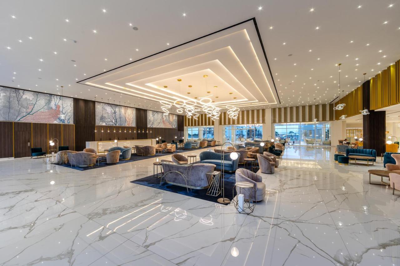 Chrysomare Beach Hotel & Resort Ayia Napa Esterno foto Lobby