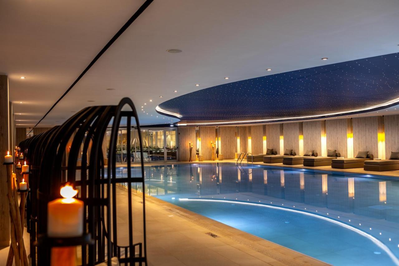 Chrysomare Beach Hotel & Resort Ayia Napa Esterno foto The pool at the Mandarin Oriental, Munich